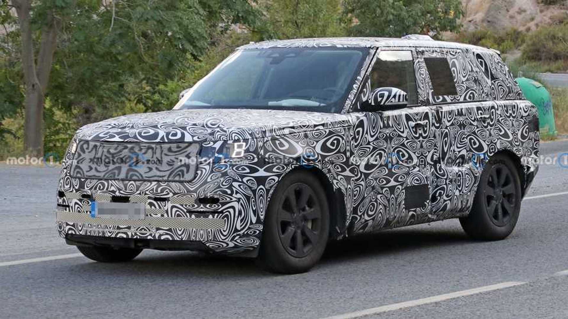 Next-Gen Range Rover Next-Gen Range Rover Featured in SVR Trim with Quad Exhausts