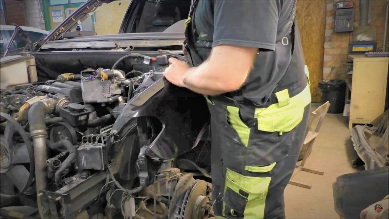 This BMW X5 repair is like watching a magician perform magic tricks