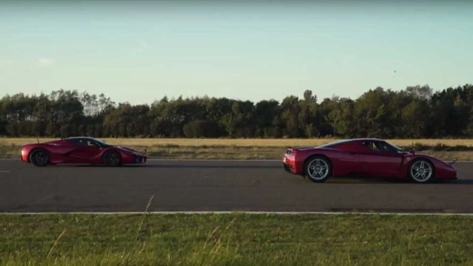 LaFerrari Drag Races the Enzo To Show Hypercar Generation Gap