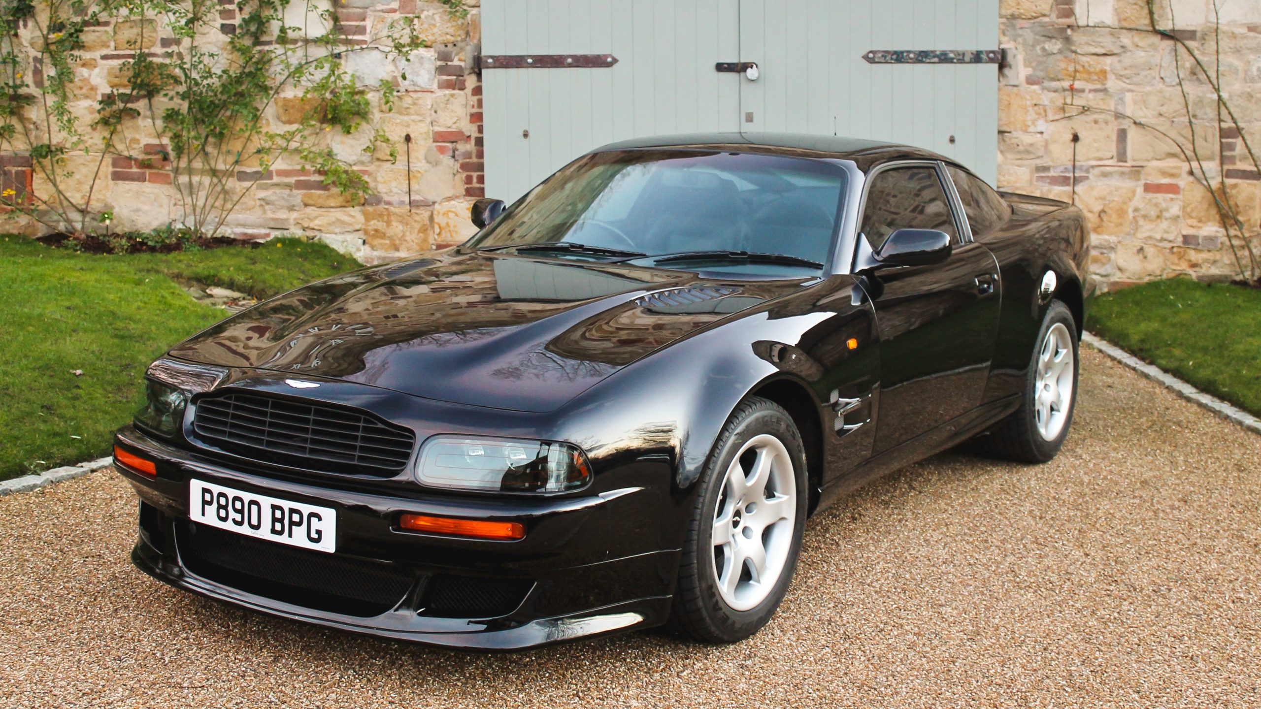 Elton John's Aston Martin V8 Vantage up for sale