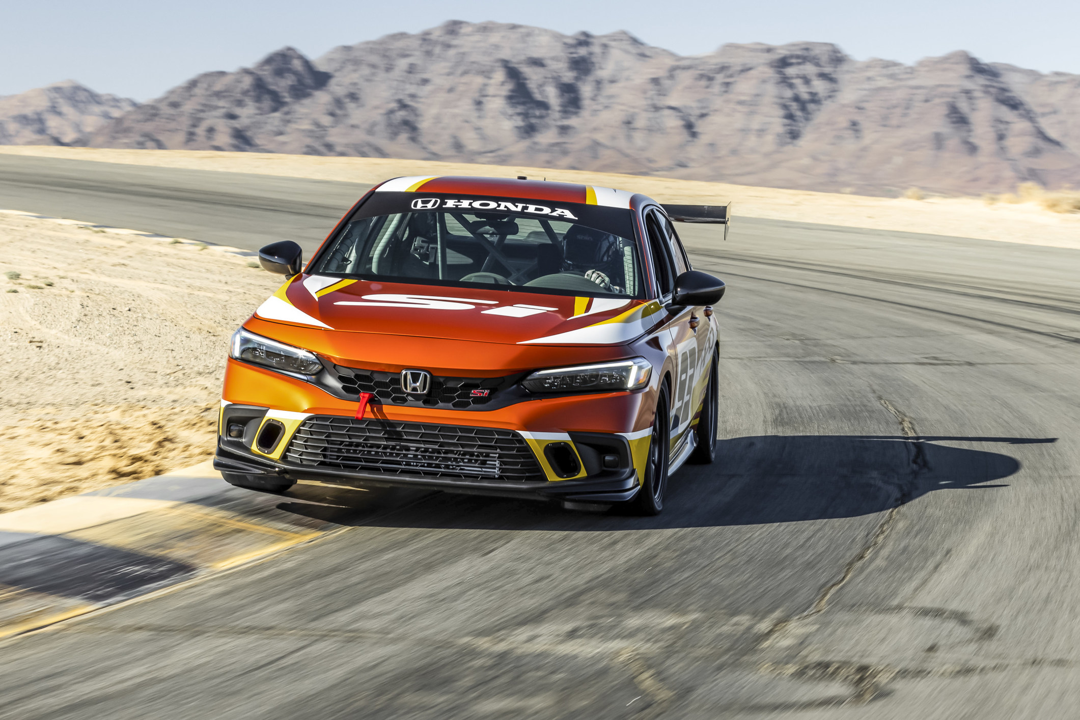 Honda Preparing To Race The 2022 Civic