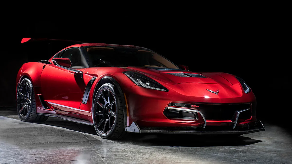 Genovation GXE: The 800 HP Electric Corvette Sets a New Speed Record