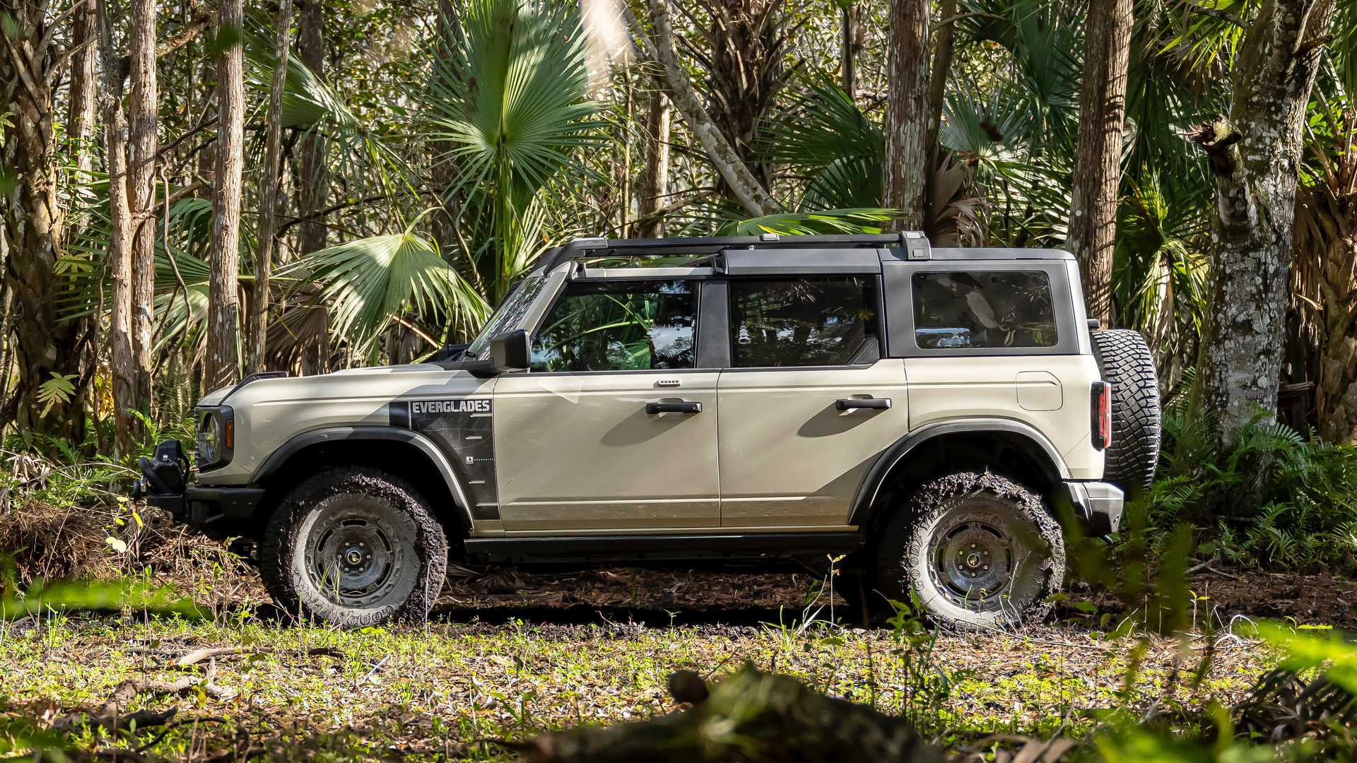 Ford Bronco Everglades Revealed - A Bronc for The Swamp
