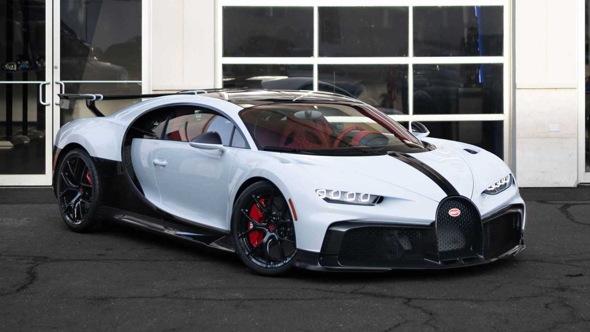 Bugatti Chiron Pur Sport Bugatti Chiron Pur Sport is Recalled because the Rear Tires Might Crack