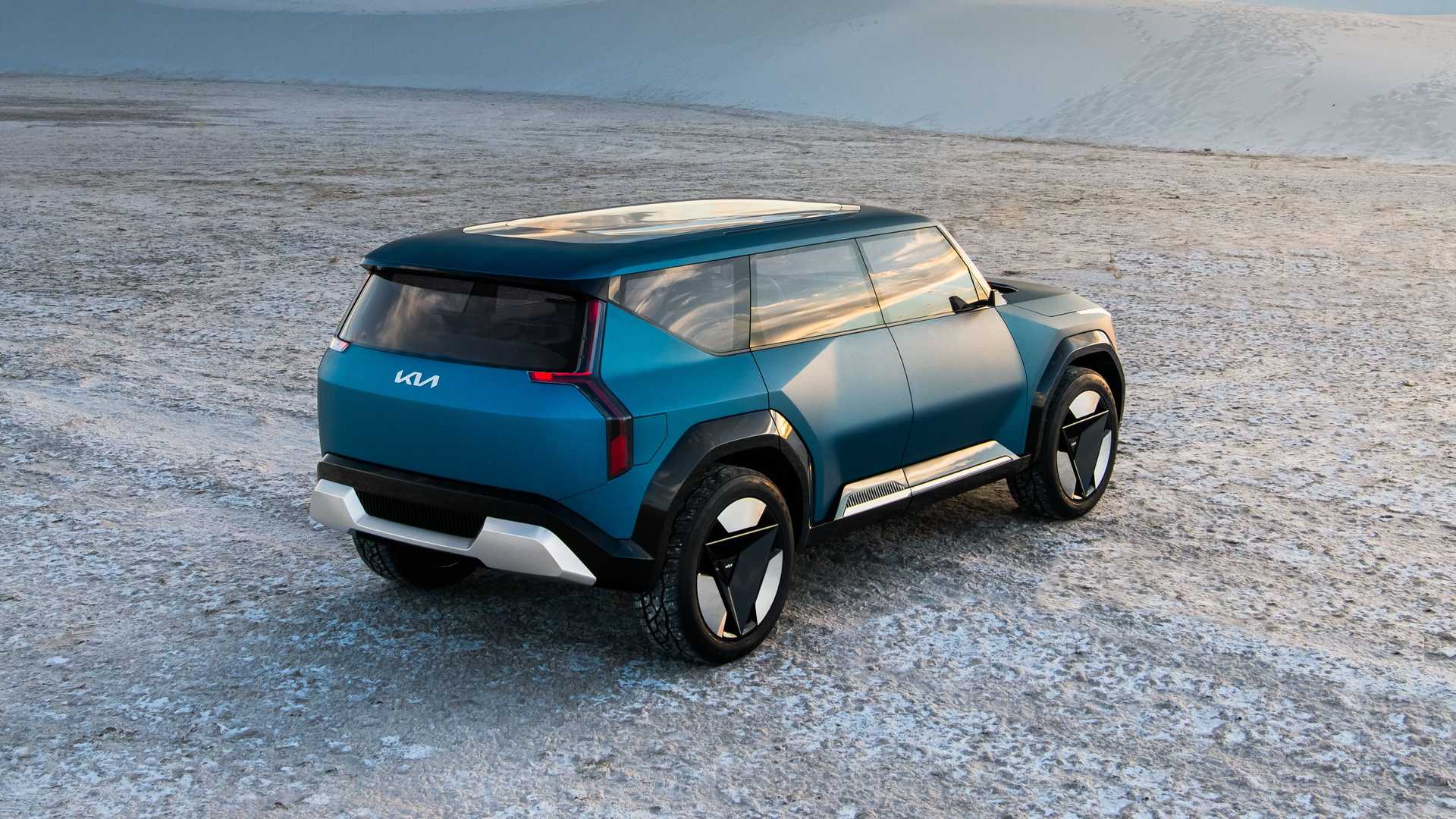 The Kia EV9 Concept is Debut With a Sharp-Edged Body and Stylish Cabin