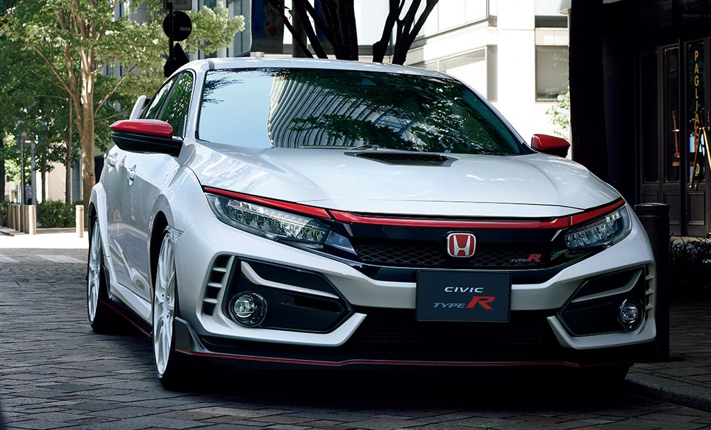 Get the best look for your Civic Type R with dealer-installed Honda Access Items