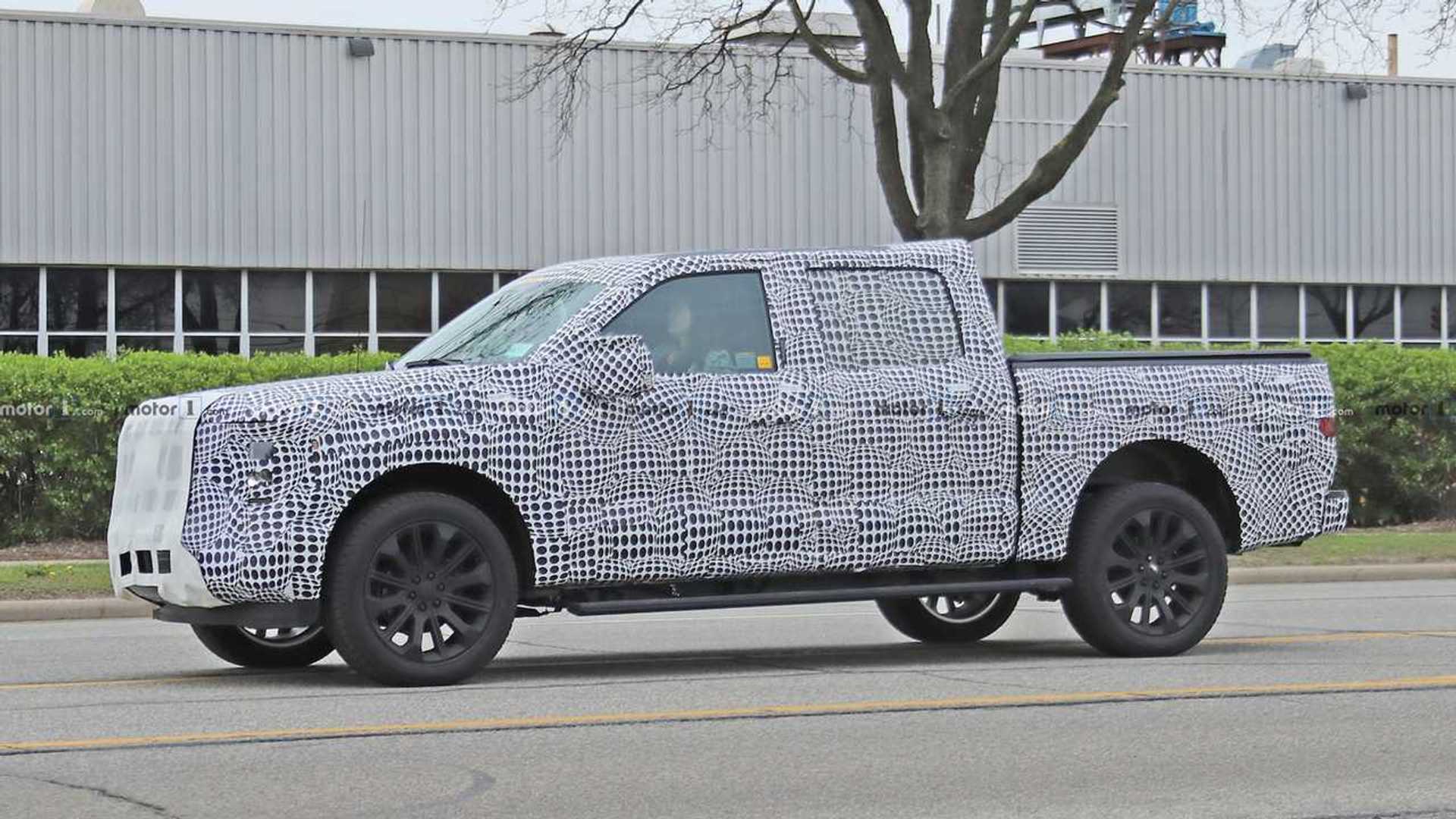 2021 Ford F-150 Video Captured Under Heavy Camouflage