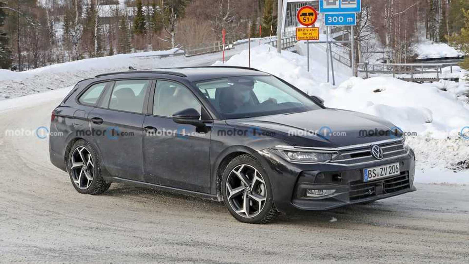 2024 VW Passat Shows Interior Design In New Spy Photos