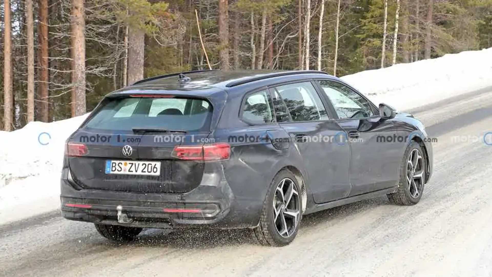2024 VW Passat Shows Interior Design In New Spy Photos