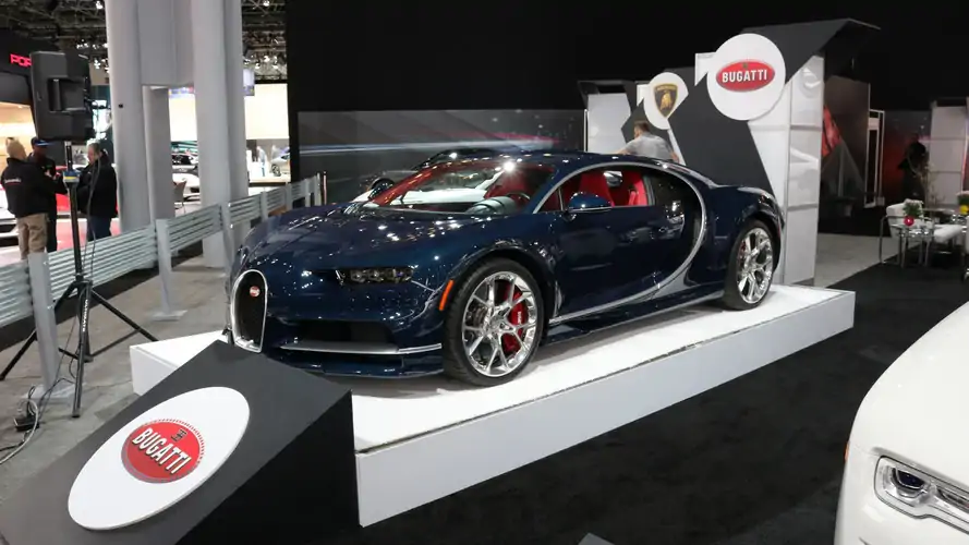 America destroyed the Bugatti Chiron with these bumper pads