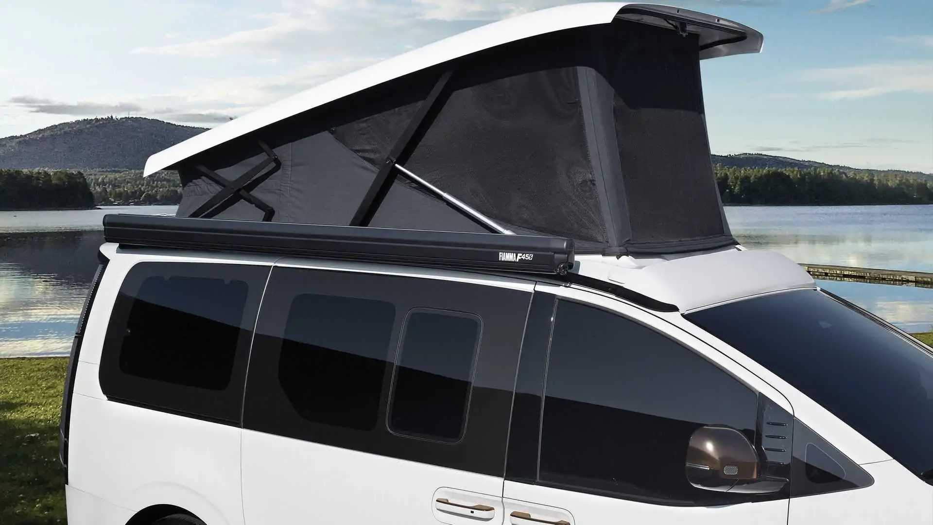 Hyundai Staria Lounge Camper Gets a Pop-Up Tent and Air Mattress